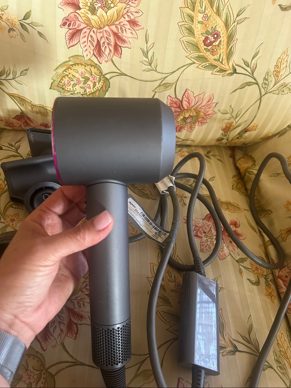 DYSON SuperSonic Hair Dryer - Picture 4 of 7